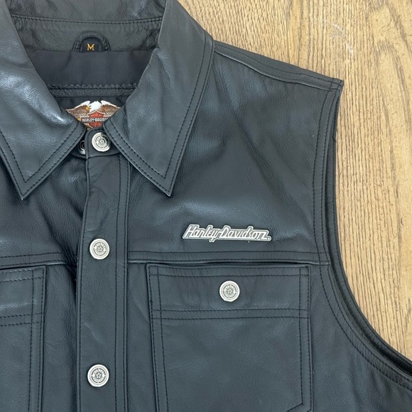 Harley-Davidson Black Leather Button Down Real Leather Embossed Tank M Grunge - Picture 2 of 9